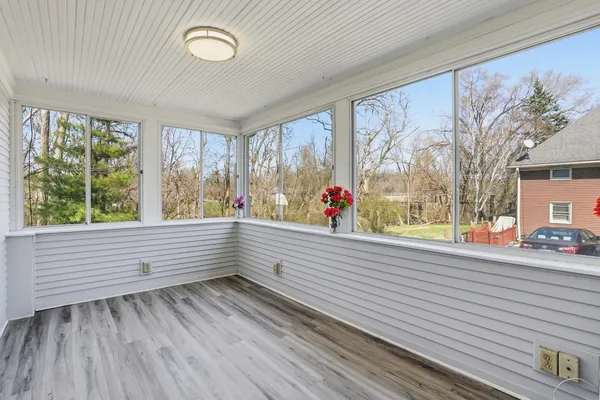 $575,000 | 218 North 4th Avenue, St. Charles, IL 60174