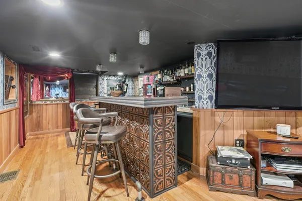 $575,000 | 218 North 4th Avenue, St. Charles, IL 60174