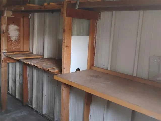 a view of a yard with an trees