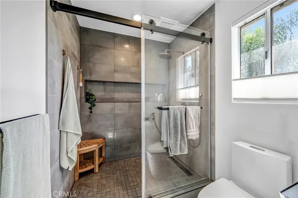 $4,500 | 1849 10th Avenue, Unit E, Monrovia, CA 91016