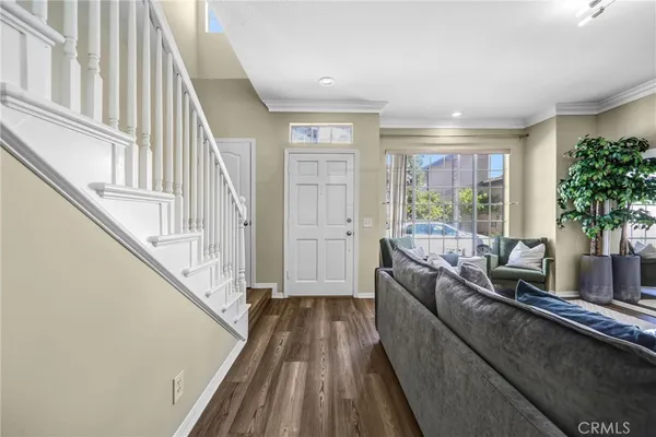 $4,500 | 1849 10th Avenue, Unit E, Monrovia, CA 91016