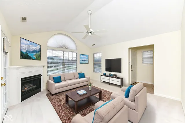 $275,000 | 11139 Tisbury Court, Fishers, IN 46038