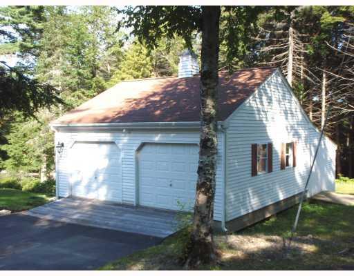 61 Hemlock Road Wiscasset, ME 04578 - Photo 4 of 11 Parking Lot/Garage. Work shop or...