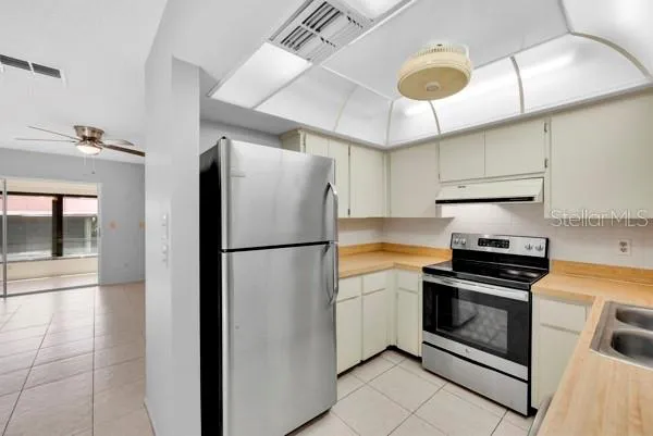 $215,900 | 2291 Shelly Drive, Unit D, Palm Harbor, FL 34684