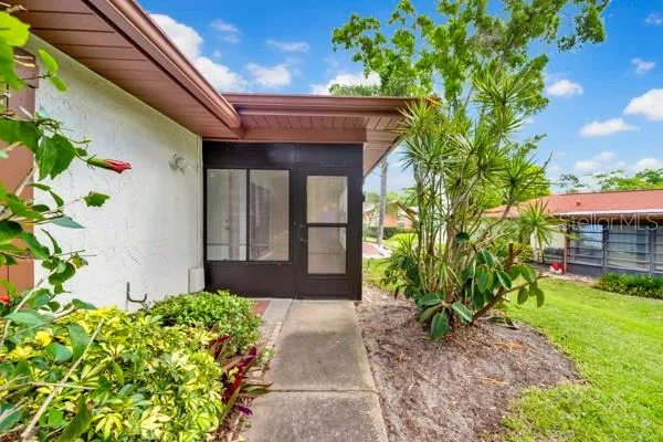 $215,900 | 2291 Shelly Drive, Unit D, Palm Harbor, FL 34684