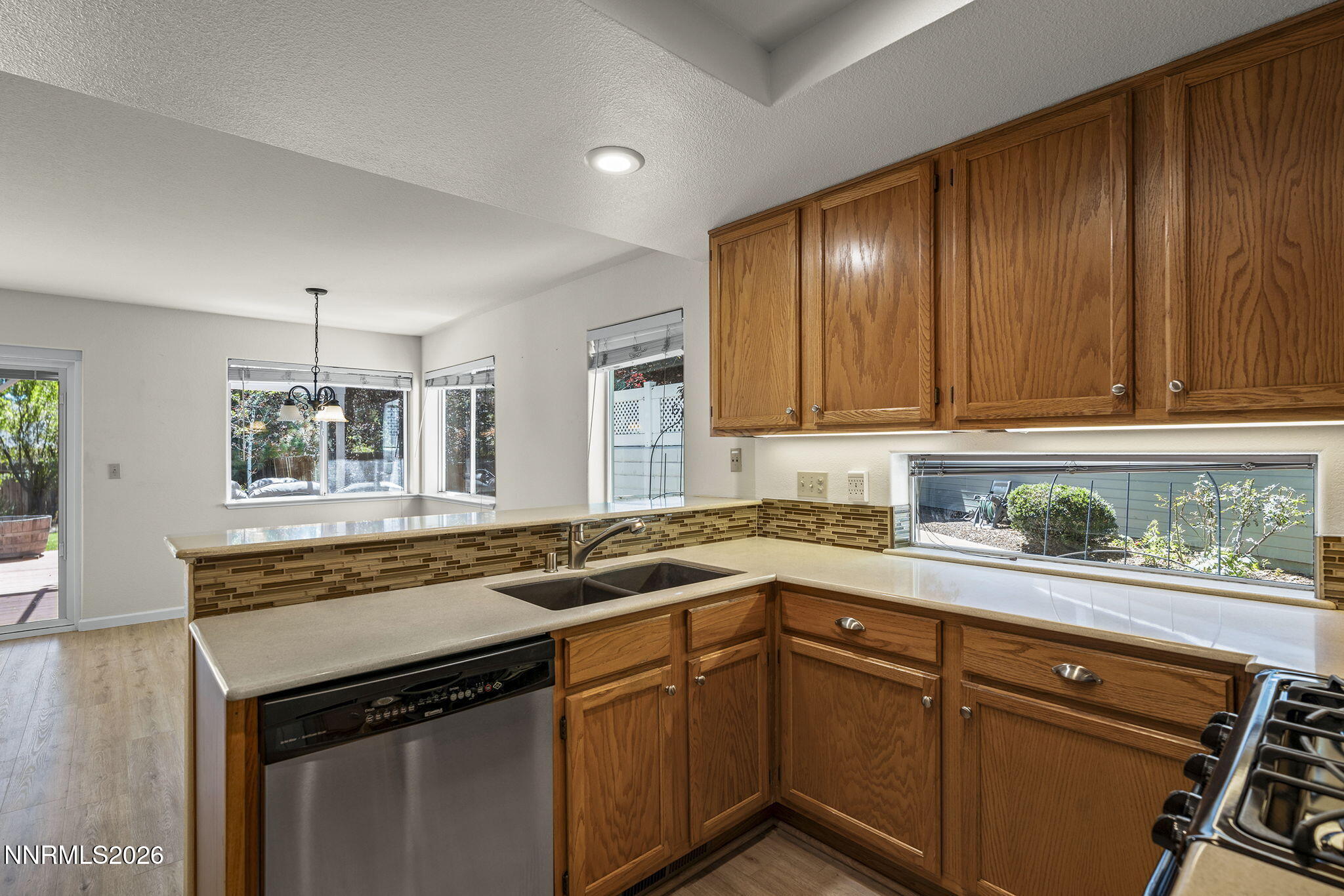 7591 Whimbleton Way Reno, NV 89511 - Photo 11 of 21 11-web-or-mls-_DSC2078