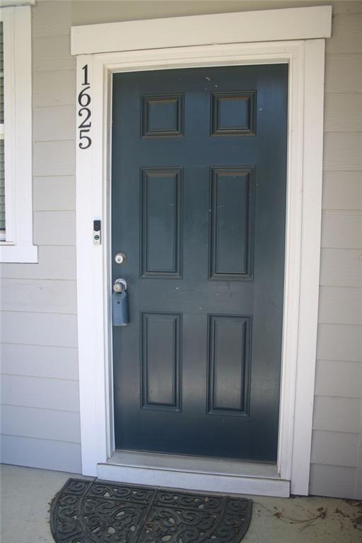 1625 Honeysuckle Path Conyers, GA 30012 - Photo 3 of 17 a view of entryway