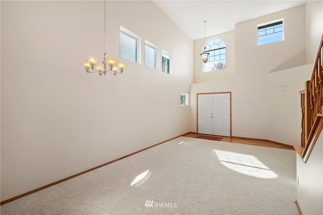 4229 154th Place Southeast Bothell, WA 98012 - Photo 4 of 24