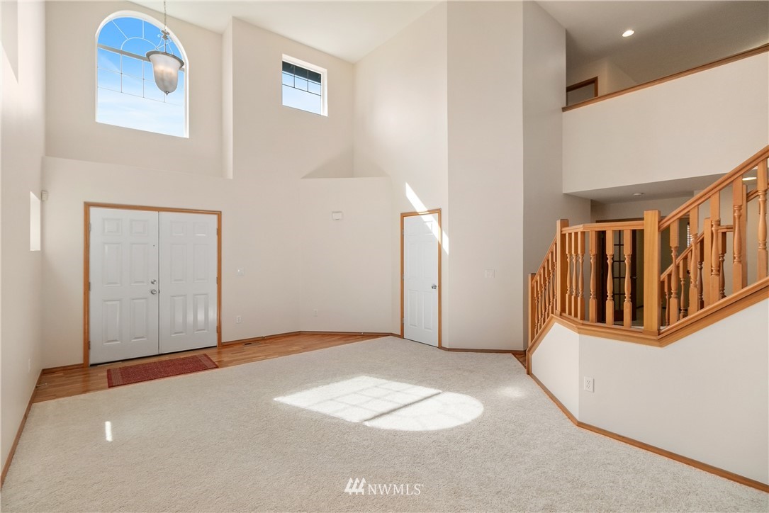 4229 154th Place Southeast Bothell, WA 98012 - Photo 5 of 24