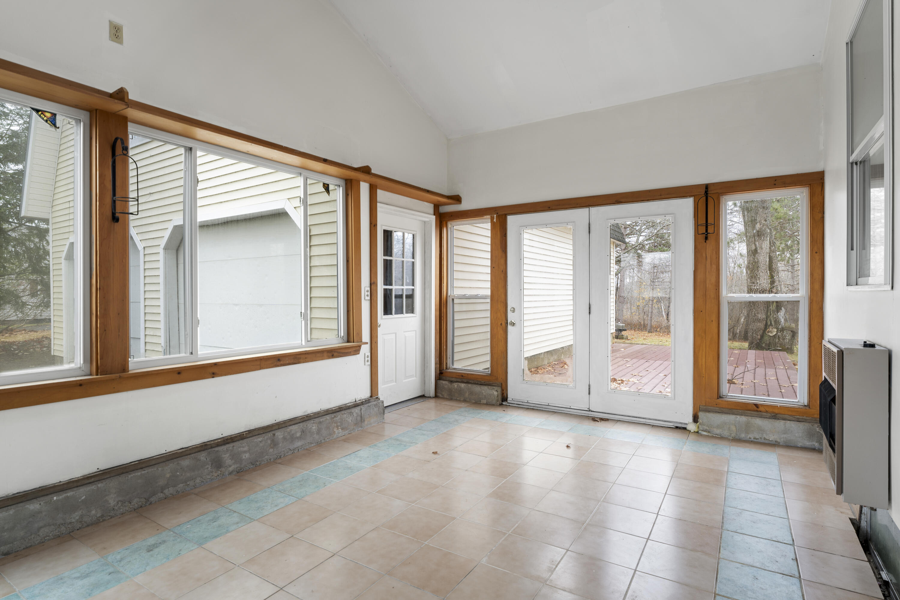 29 Thompson Road Veazie, ME 04401 - Photo 18 of 67 DSC03485