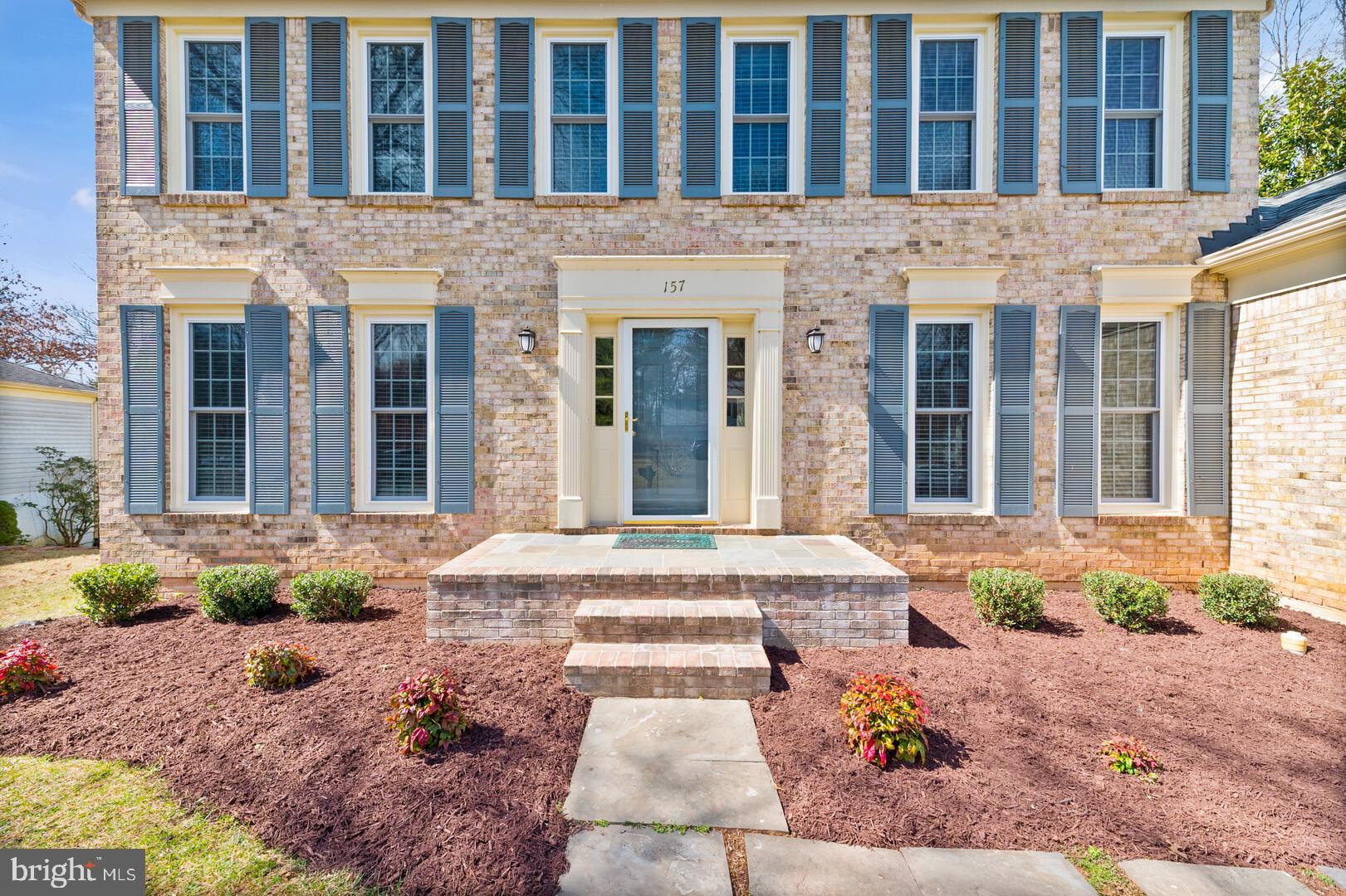 157 Peyton Road Sterling, VA 20165 - Photo 2 of 46 Gorgeous curb appeal