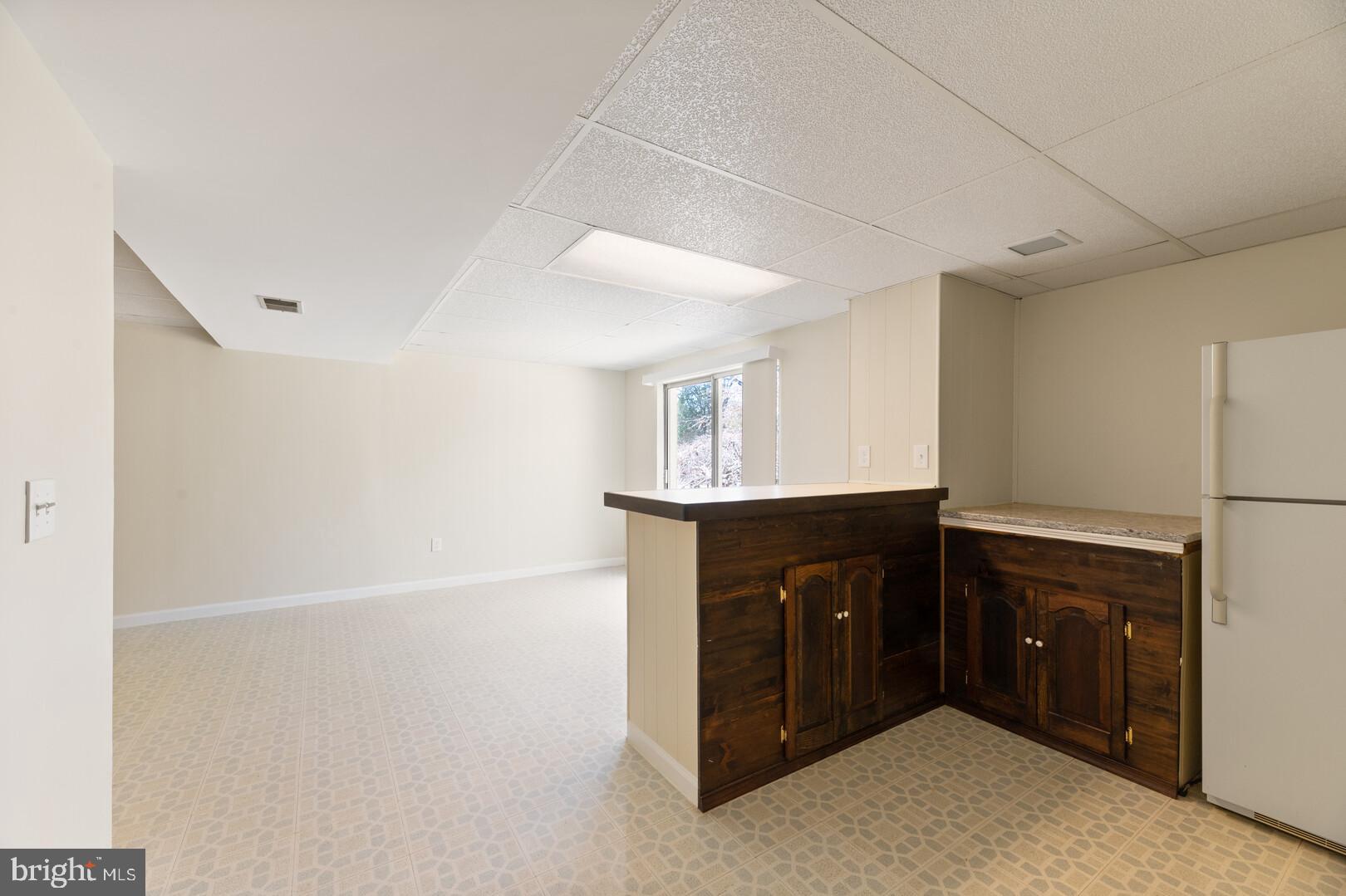157 Peyton Road Sterling, VA 20165 - Photo 30 of 46 Space for a mini kitchen or bar area