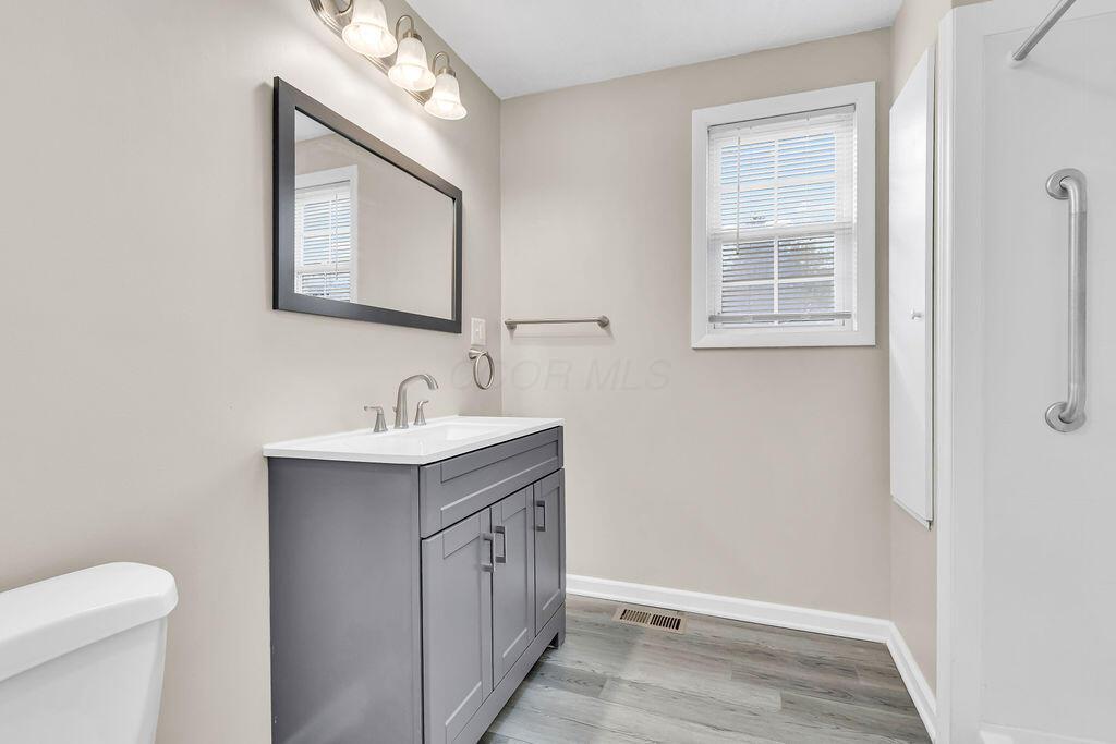 3841 South Section Line Road Delaware, OH 43015 - Photo 11 of 65 Full Bath