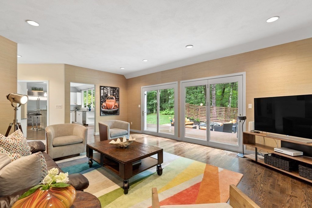 23 Sentry Hill Road Sharon, MA 02067 - Photo 11 of 39 Gallery Image 11