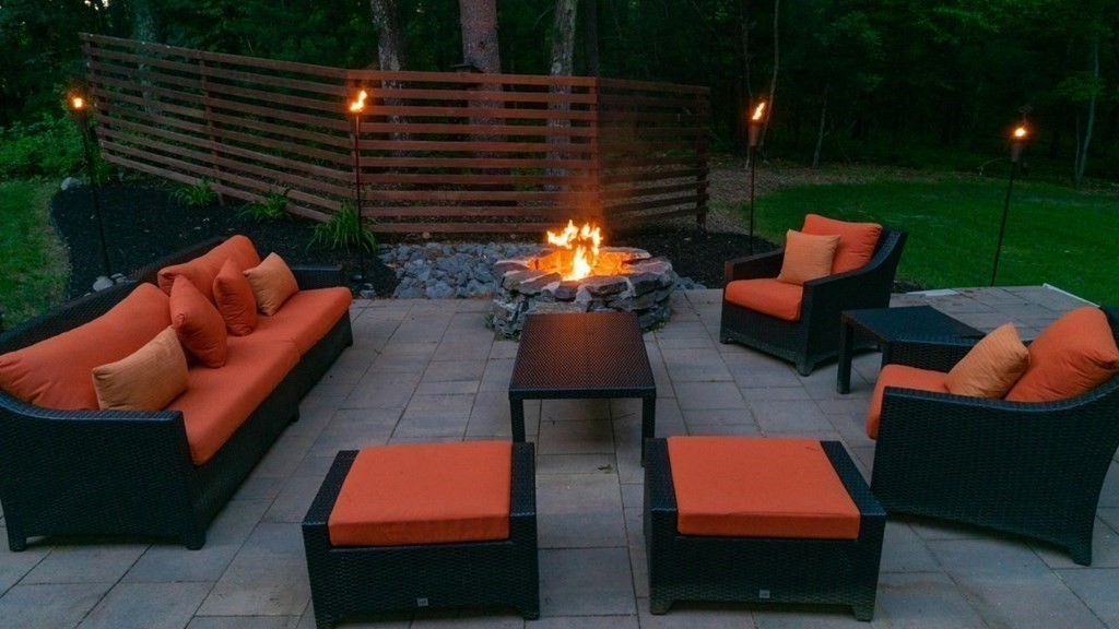 23 Sentry Hill Road Sharon, MA 02067 - Photo 2 of 39 Gallery Image 2