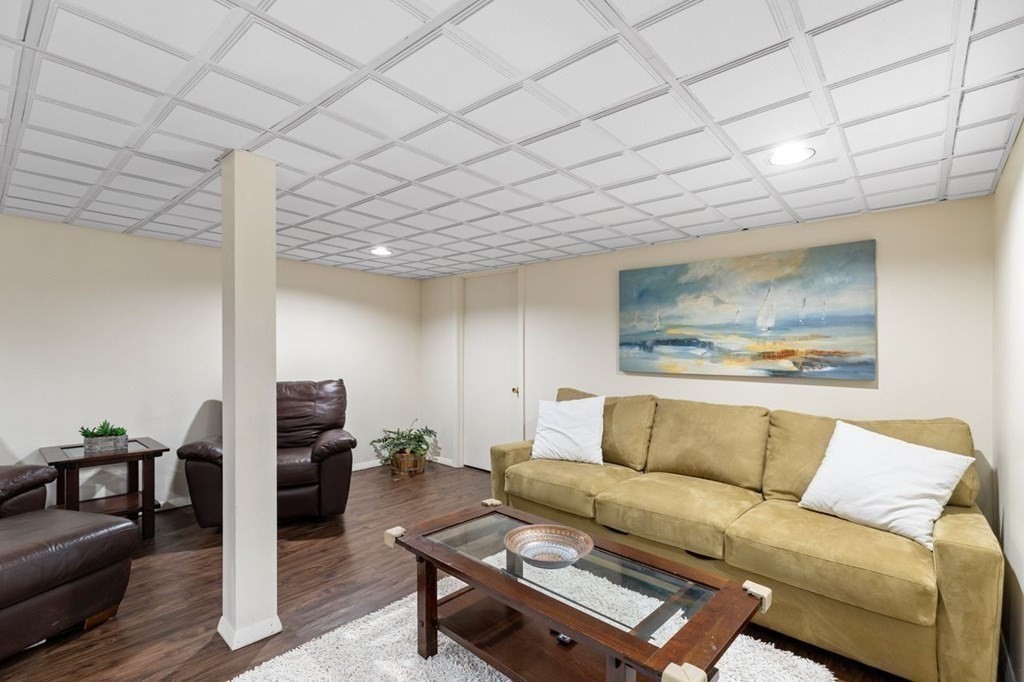 23 Sentry Hill Road Sharon, MA 02067 - Photo 33 of 39 Gallery Image 33