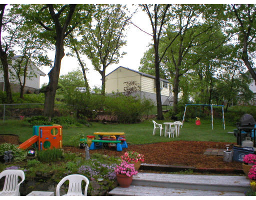 32 Stone Road Arlington, MA 02474 - Photo 3 of 8