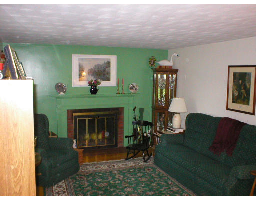 32 Stone Road Arlington, MA 02474 - Photo 5 of 8