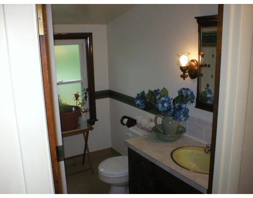 32 Stone Road Arlington, MA 02474 - Photo 8 of 8
