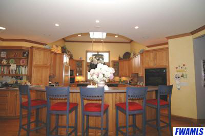 12016 Kingsbridge Road Fort Wayne, IN 46814 - Photo 4 of 29