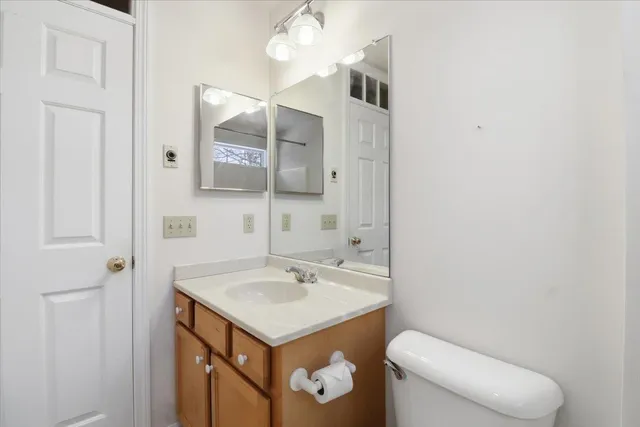 $500,000 | 139 Stonington Circle, South Burlington, VT 05403