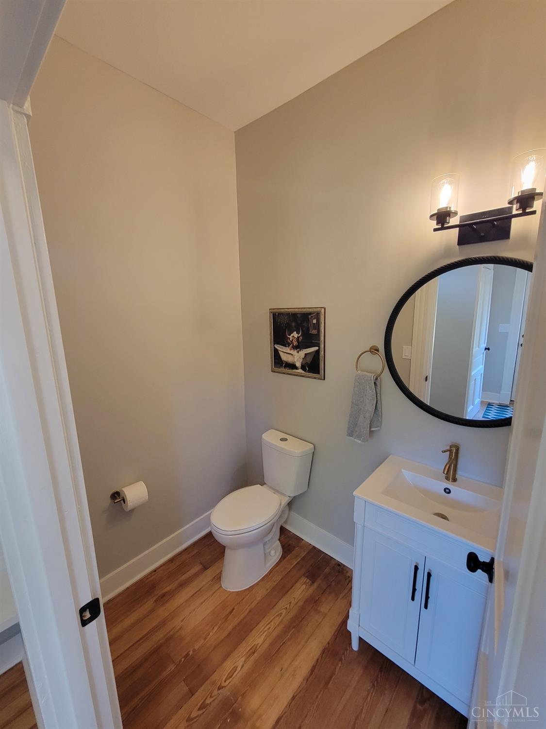 103 West Sharon Road Glendale, OH 45246 - Photo 8 of 25