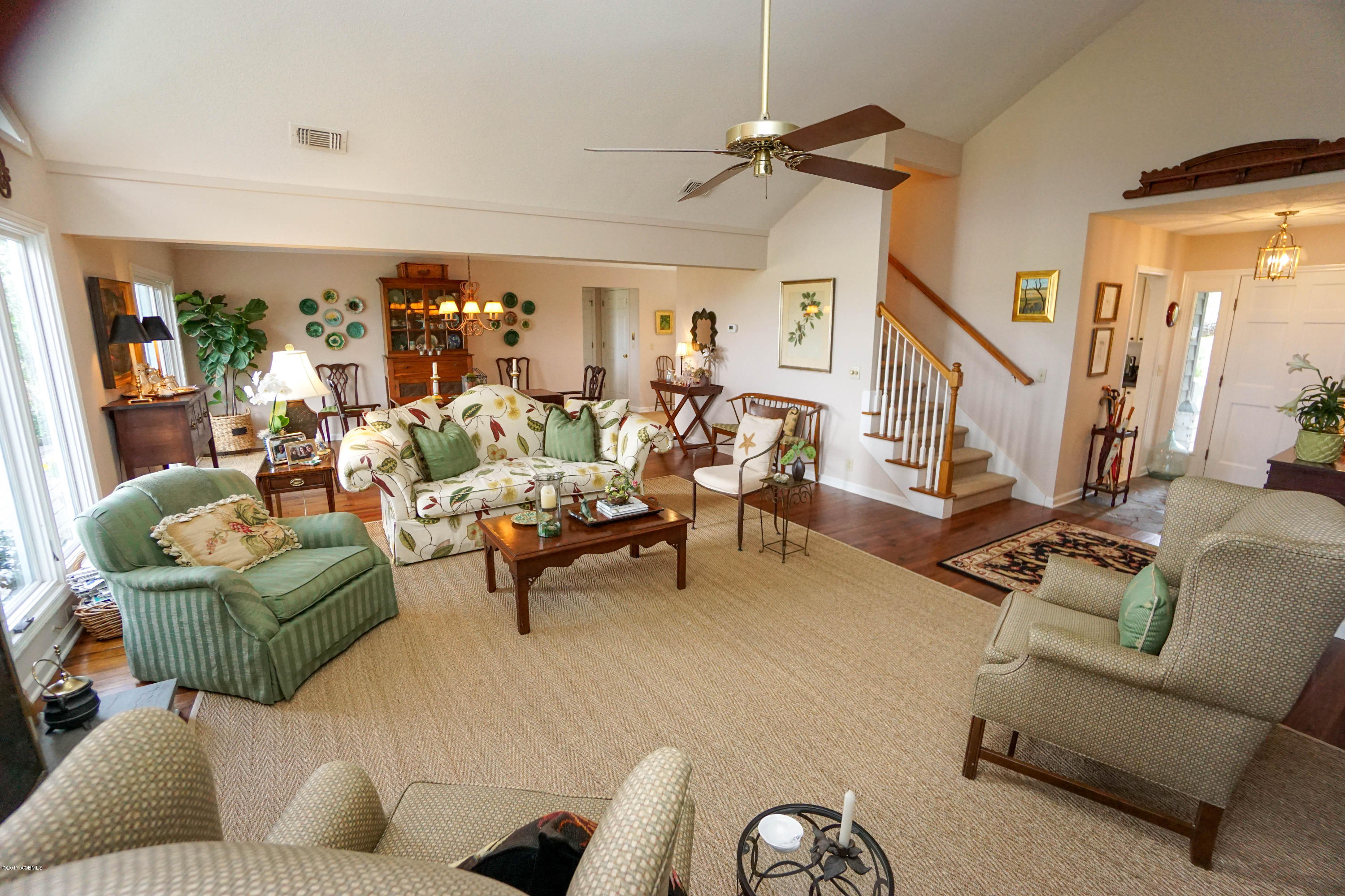 14 Fiddlers Trce Road Fripp Island, SC 29920 - Photo 39 of 50 Living Room