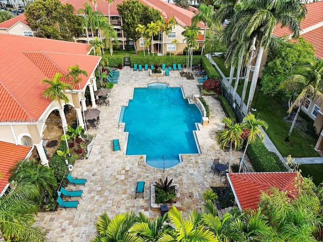 a view of an outdoor space and a yard