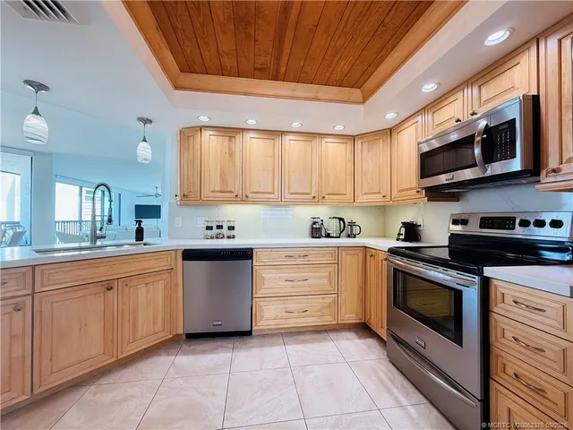 $6,000 | 8800 South Ocean Drive, Unit 1201, Jensen Beach, FL 34957