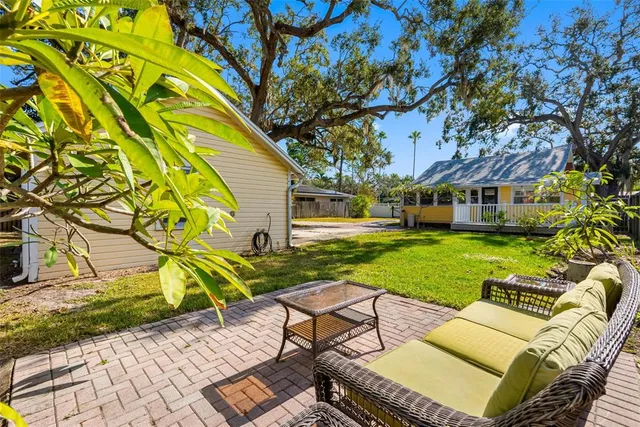 $499,900 | 326 Wildwood Way, Belleair, FL 33756