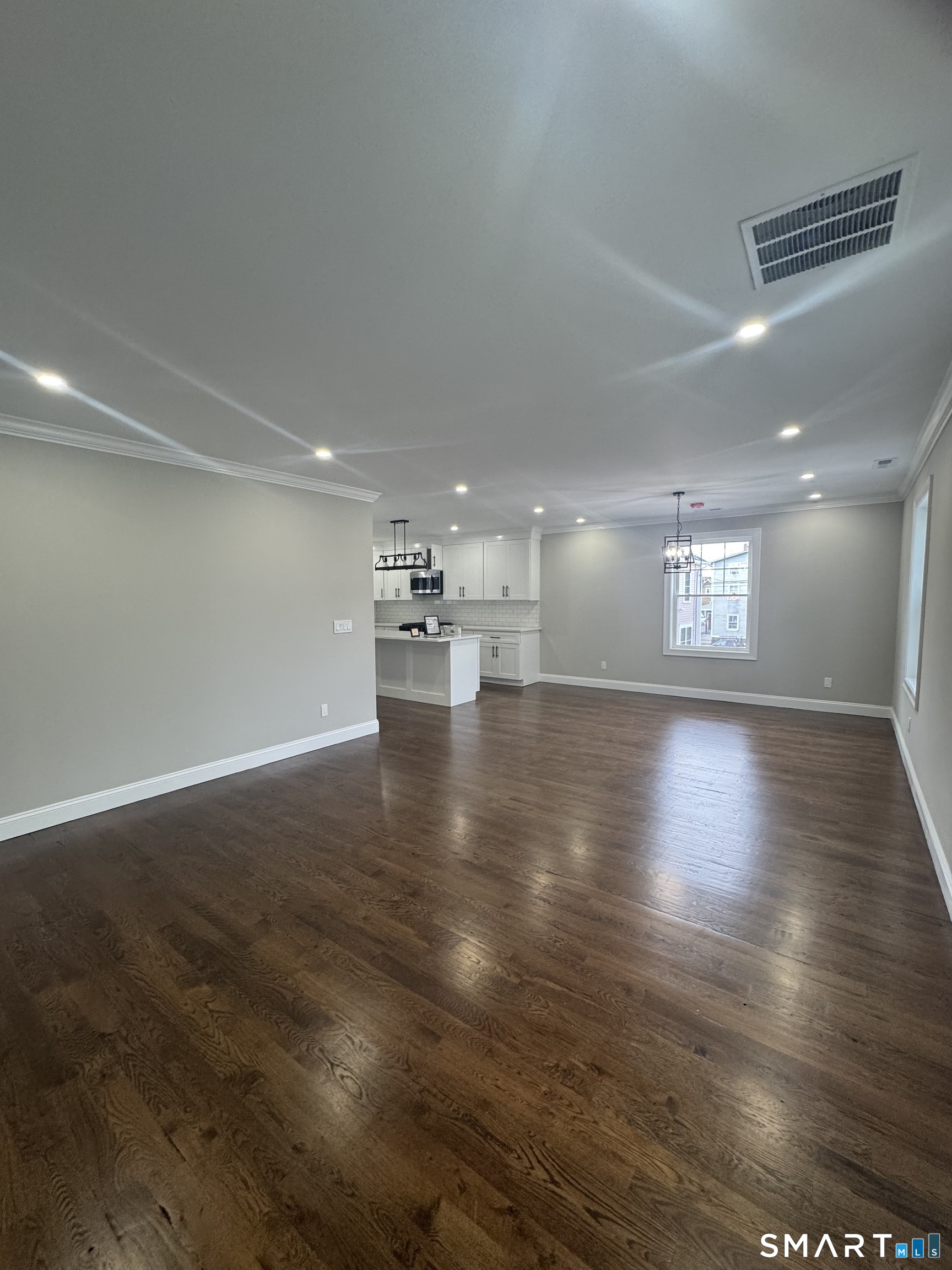 281 Harriet Street, Unit 281 Bridgeport, CT 06608 - Photo 2 of 13