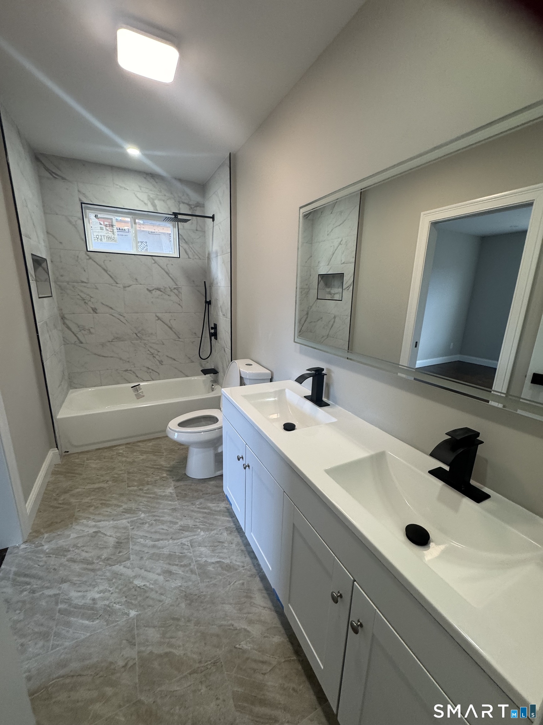 281 Harriet Street, Unit 281 Bridgeport, CT 06608 - Photo 5 of 13