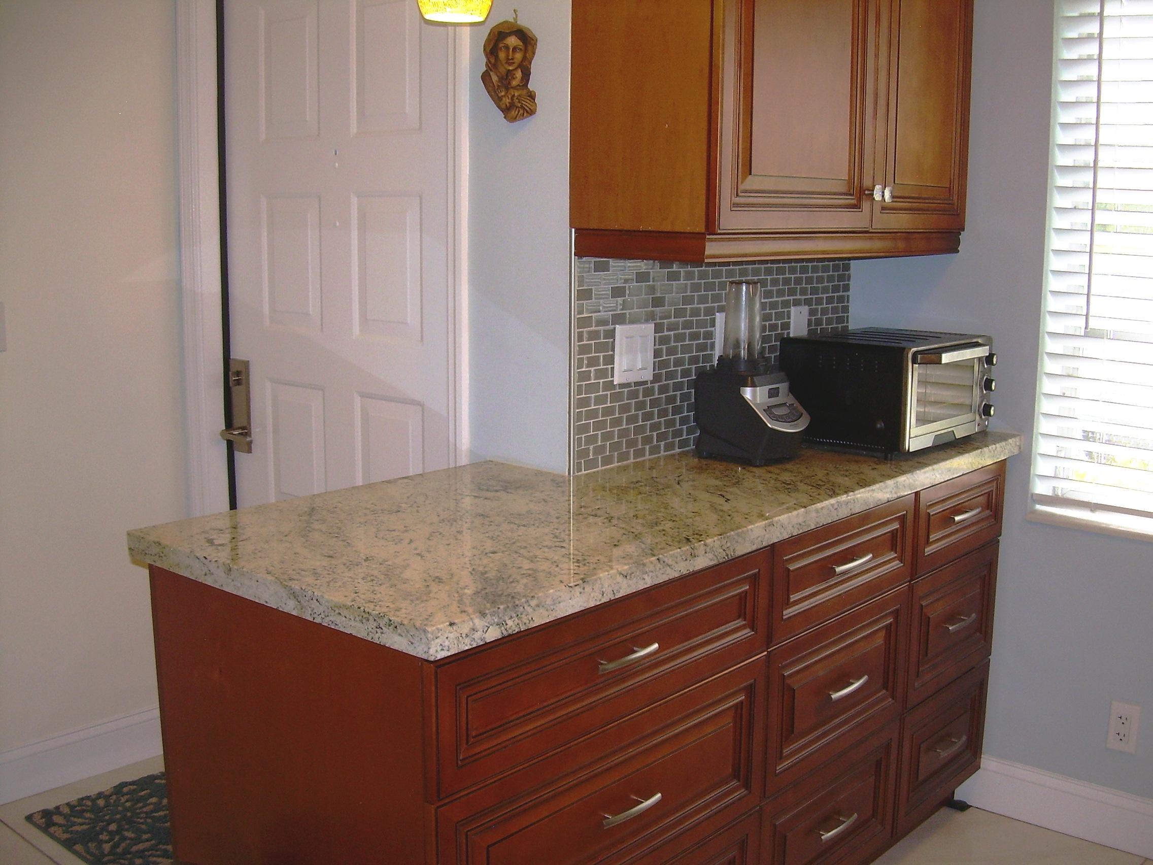 8649 Raintree Court Boca Raton, FL 33496 - Photo 4 of 43 Kitchen