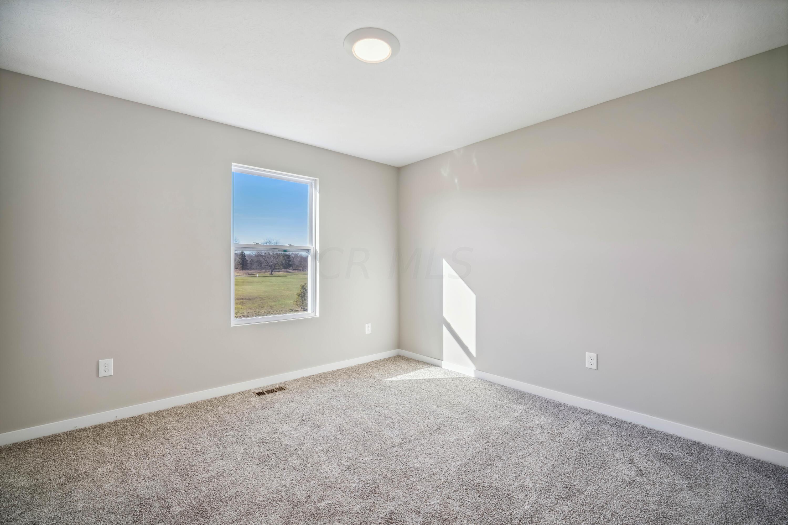 59 Chambers Bay Road Commercial Point, OH 43116 - Photo 29 of 42 Bedroom