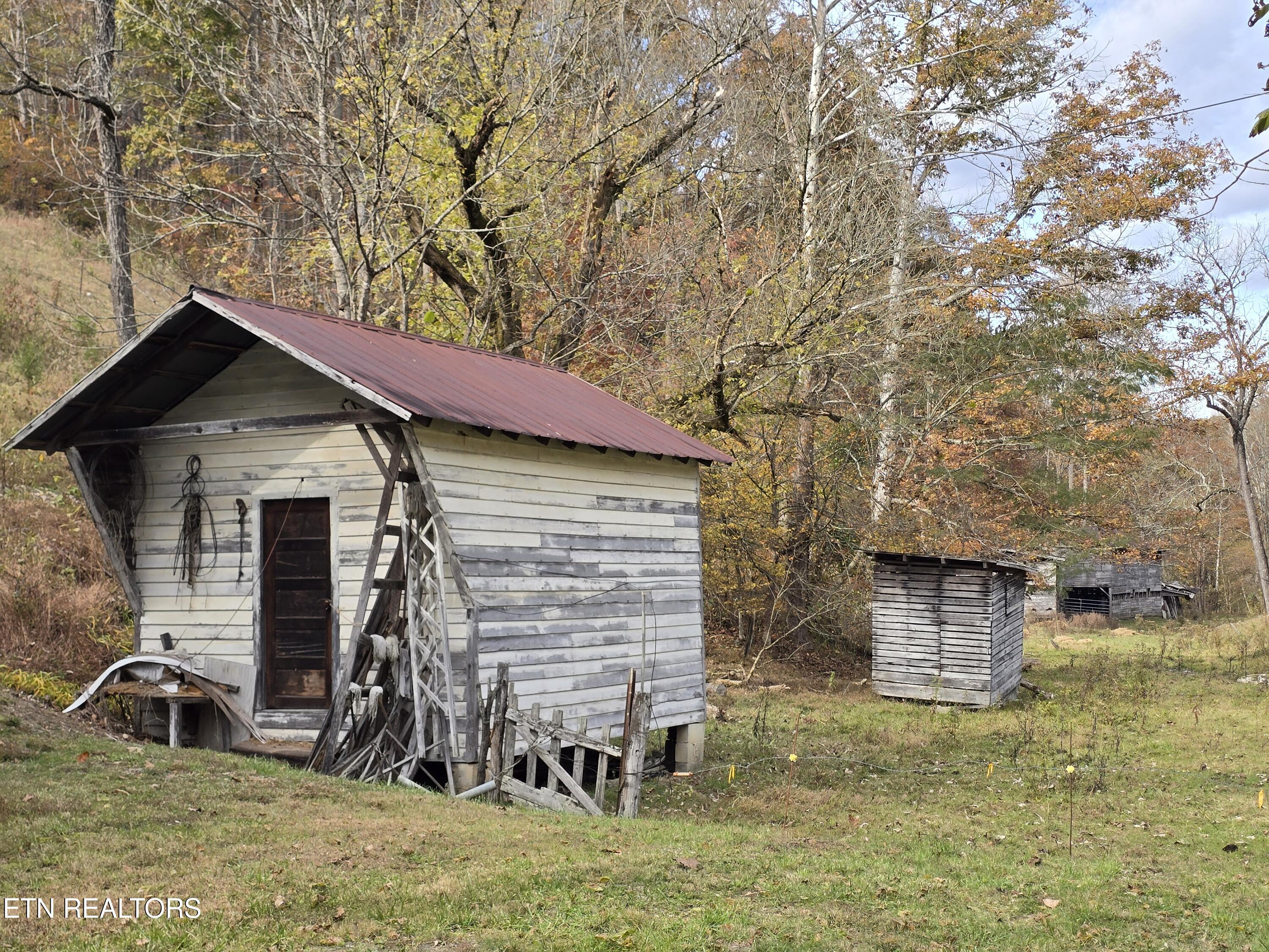 3263 Trents Chapel Road Sneedville, TN 37869 - Photo 32 of 35 20251101_150921