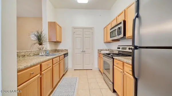 $235,000 | 201 Settlers Trace Boulevard, Unit 3412, Lafayette, LA 70508