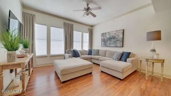 $235,000 | 201 Settlers Trace Boulevard, Unit 3412, Lafayette, LA 70508