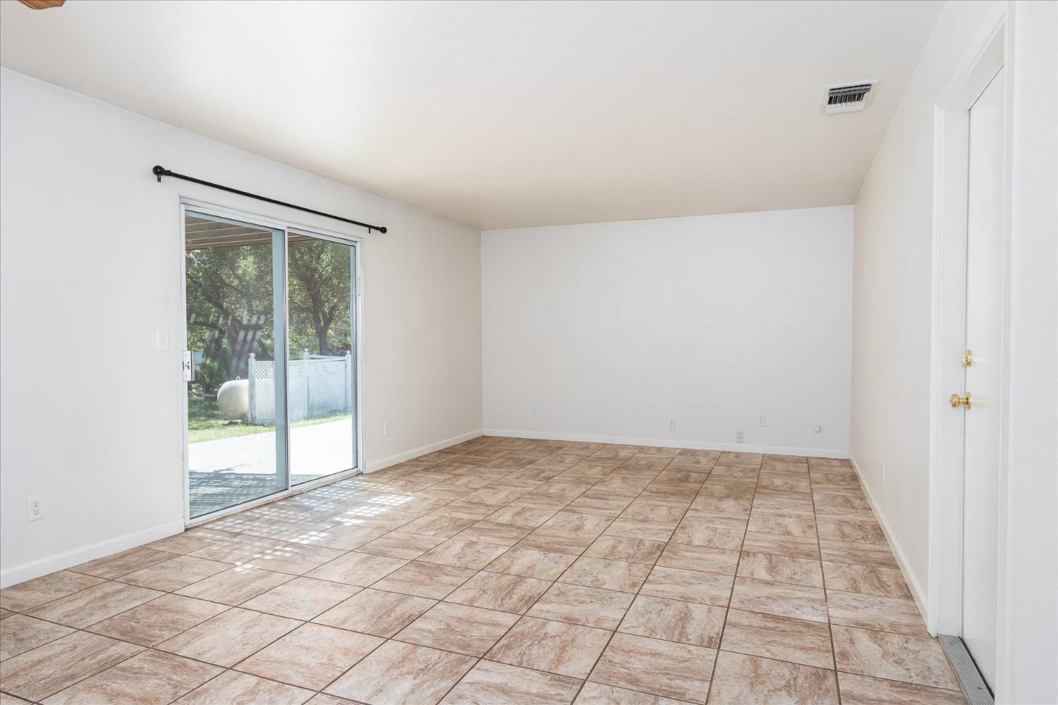 31200 Revis Road Coarsegold, CA 93614 - Photo 12 of 30 Gallery Image 12