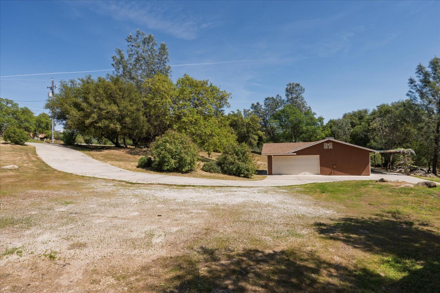 31200 Revis Road Coarsegold, CA 93614 - Photo 4 of 30 Gallery Image 4