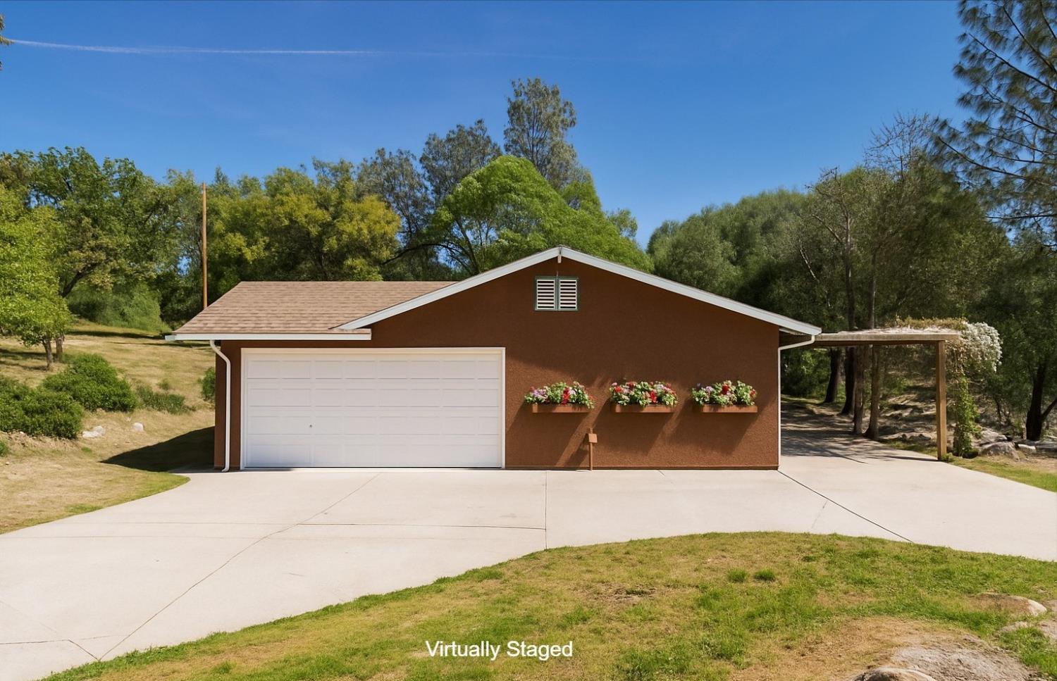 31200 Revis Road Coarsegold, CA 93614 - Photo 5 of 30 Gallery Image 5