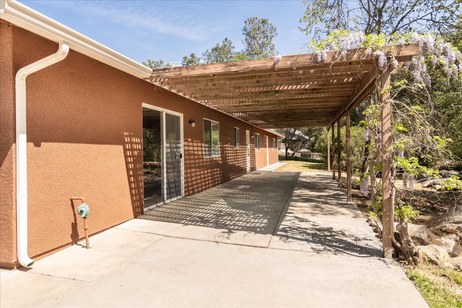 31200 Revis Road Coarsegold, CA 93614 - Photo 7 of 30 Gallery Image 7