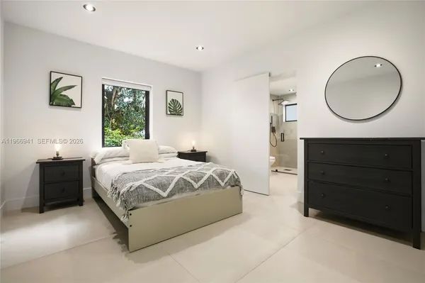 $1,249,980 | 14324 Garden Drive, Miami, FL 33168