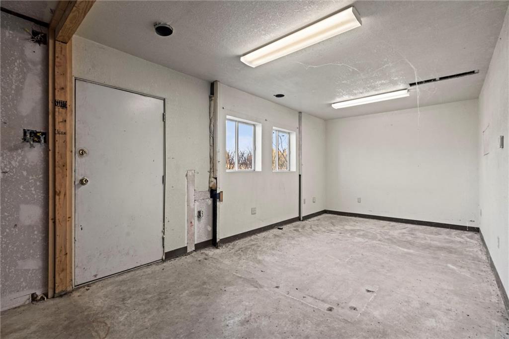 27219 Highway 2 Freeman, MO 64746 - Photo 21 of 29