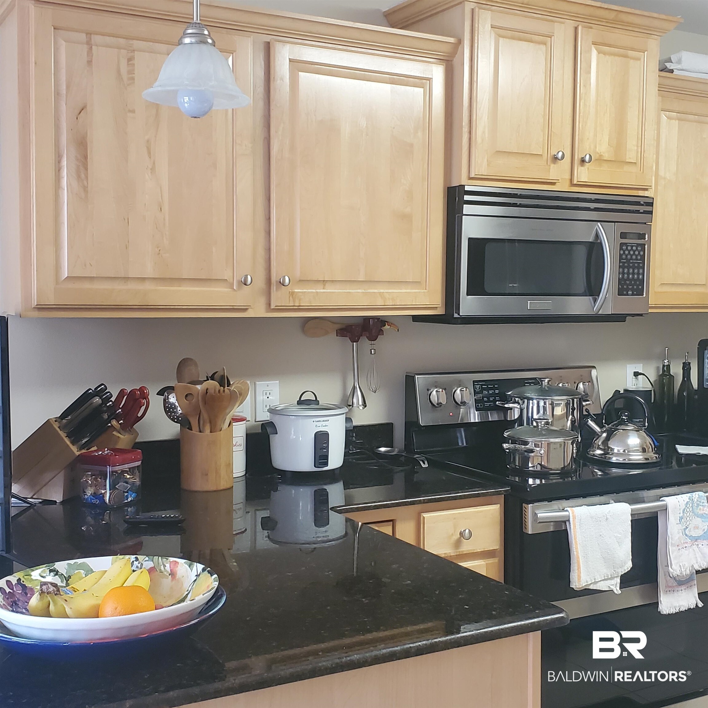 7350 Raintree Lane Gulf Shores, AL 36542 - Photo 10 of 22 Kitchen