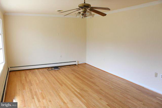 7724 McKaig Road Frederick, MD 21701 - Photo 10 of 13 Living Room