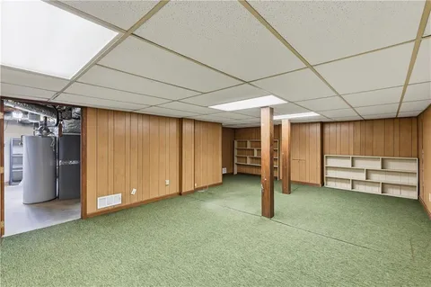 a view of a livingroom with closet area