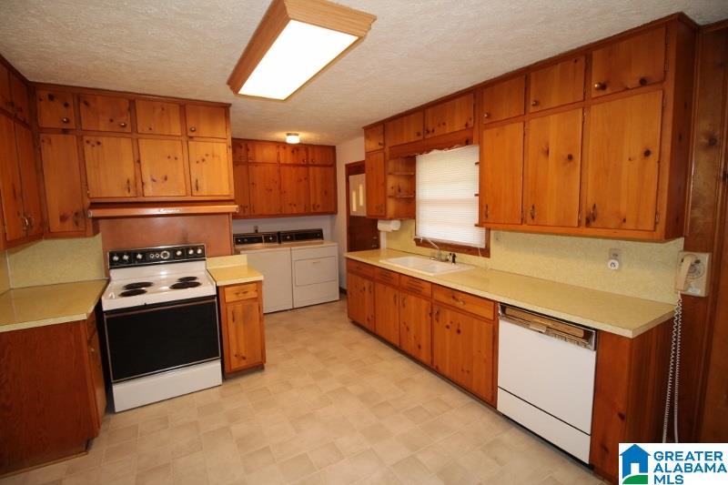 517 Ferndale Road Birmingham, AL 35235 - Photo 4 of 19