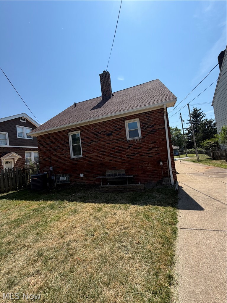 18229 Neff Road Cleveland, OH 44119 - Photo 45 of 46
