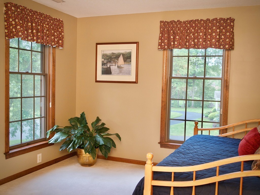 32 Stonehill Road East Longmeadow, MA 01028 - Photo 17 of 21 Gallery Image 17