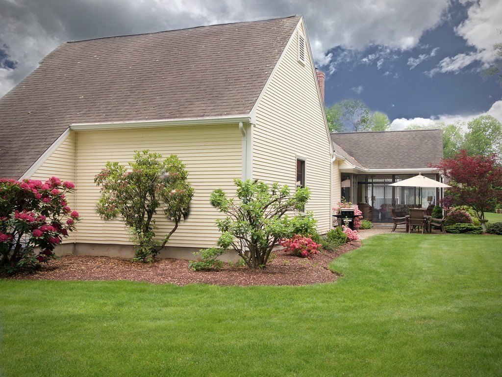 32 Stonehill Road East Longmeadow, MA 01028 - Photo 19 of 21 Gallery Image 19